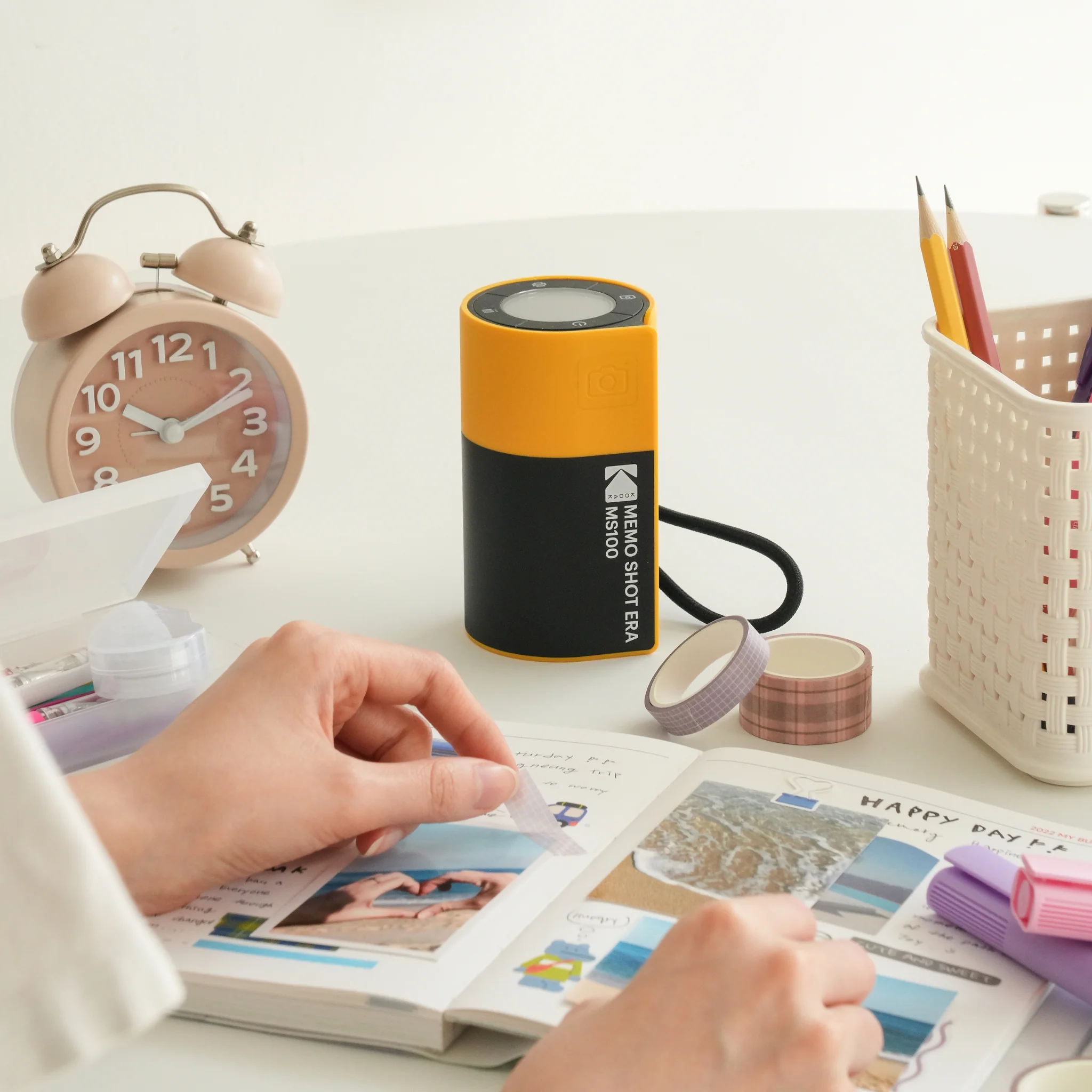 KODAK MemoShot Era MS100 9 Roll Bundle - Instant Camera & Label Printer with 9 Rolls - Image 4